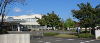 紫波地域診療センター正門